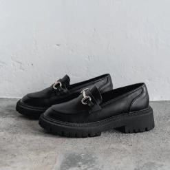 Therapy Extra Loafer (Black)
