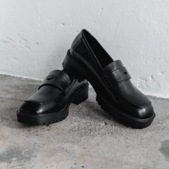 Therapy New Arrivals Royce Loafer (Black)