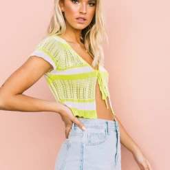 Red Berry Weekender Crop Top