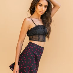 8 Birdies Emotion Crop Top (Black) Tops