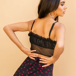 8 Birdies Emotion Crop Top (Black) Tops