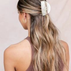 Charcoal Clothing The Cindy Hair Clip (Light Beige) Summer Edit 5 Charcoal Clothing The Cindy Hair Clip (Light Beige) Summer Edit