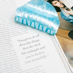 Charcoal Clothing Charcoal Exclusives The Cindy Hair Clip (Blue)