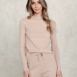 Into Fashion Stella Top (Blush) 16 Into Fashion Stella Top (Blush)