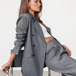 Pink Diamond Ivy Blazer (Grey)