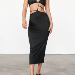 Sweet Acciacia Millie Maxi Dress (Black)