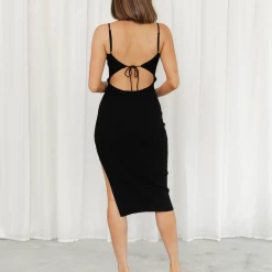 Sweet Acacia Ramsy Midi Dress (Black)