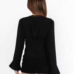 Mint Vanilla New Arrivals Alana Top (Black)