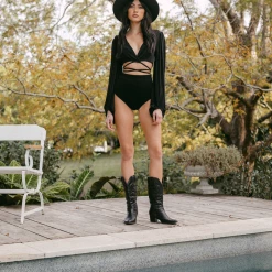 Ruby Sees Tops Nikki Tie Up Top (Black)