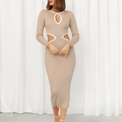 Style State New Arrivals Paityn Midi Dress (Camel)