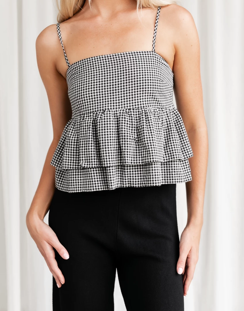 Yours Truly Tops Dafnee Crop Top (Black) 1 Yours Truly Tops Dafnee Crop Top (Black)