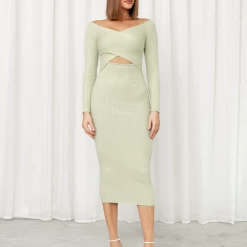 Style State New Arrivals Rayvn Midi Dress (Green)