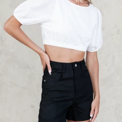 Thanne Maple Shorts (Black) 19 Thanne Maple Shorts (Black)