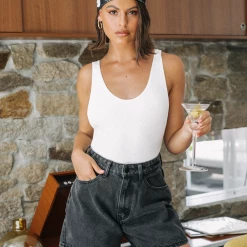 Charcoal Clothing Ocean Drive Shorts (Black)