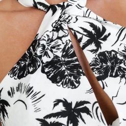 Redberry Summer Getaway Halter Top