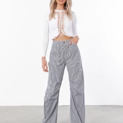 8 Birdies New Arrivals Nellie Crop Top (White)