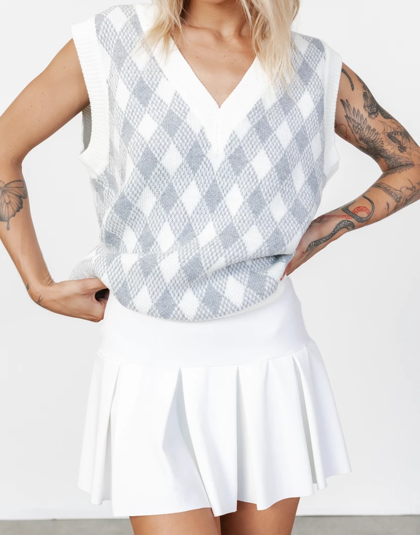 Shareen Collection New Arrivals Daniel Knit Vest (Checkered) 5 Shareen Collection New Arrivals Daniel Knit Vest (Checkered)