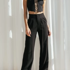 Thanne Tiahna Top (Black) Tops