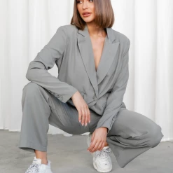 Archer Blazer (Khaki) - 4th & Reckless Sets + Co-ords 16 Archer Blazer (Khaki) - 4th & Reckless Sets + Co-ords