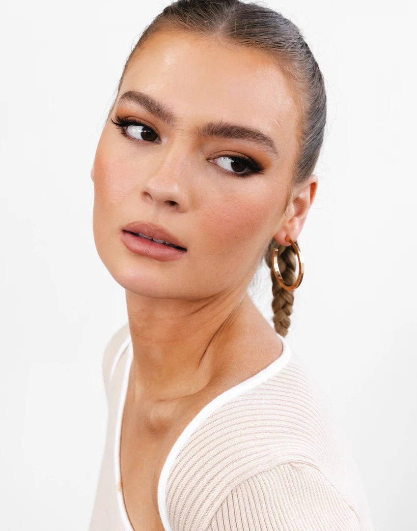 Adorne Zyler Earrings (Gold) 2 Adorne Zyler Earrings (Gold)