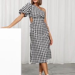 Reverse On Vacation Midi Dress (Black) Dresses