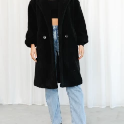 Pink Diamond Toronto Coat (Black)