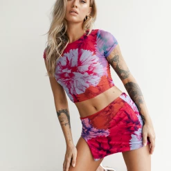 Charcoal Clothing New Arrivals Breakeven Top (Pink Floral) 11 Charcoal Clothing New Arrivals Breakeven Top (Pink Floral)