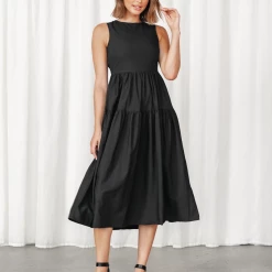 Charcoal Clothing Dresses Rani Midi Dress (Black)