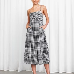 Yours Truly Bethanee Midi Dress (Black) Dresses