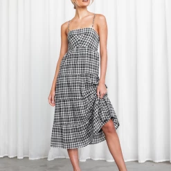 Yours Truly Bethanee Midi Dress (Black) Dresses 10 Yours Truly Bethanee Midi Dress (Black) Dresses