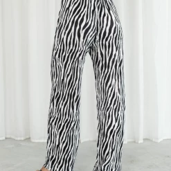 Into Fashion Keesha Plisse Pants (Zebra)