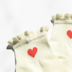 Charcoal Clothing Queen Of Hearts Socks (Cream)