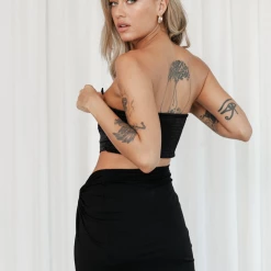 Charcoal Clothing Chloe Mini Skirt (Black)