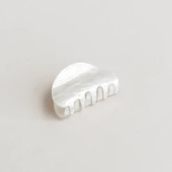 Charcoal Clothing The Cindy Hair Clip (Light Beige) Summer Edit