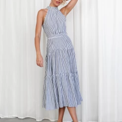 Thanne Dresses Chelsee Maxi Dress (Black)