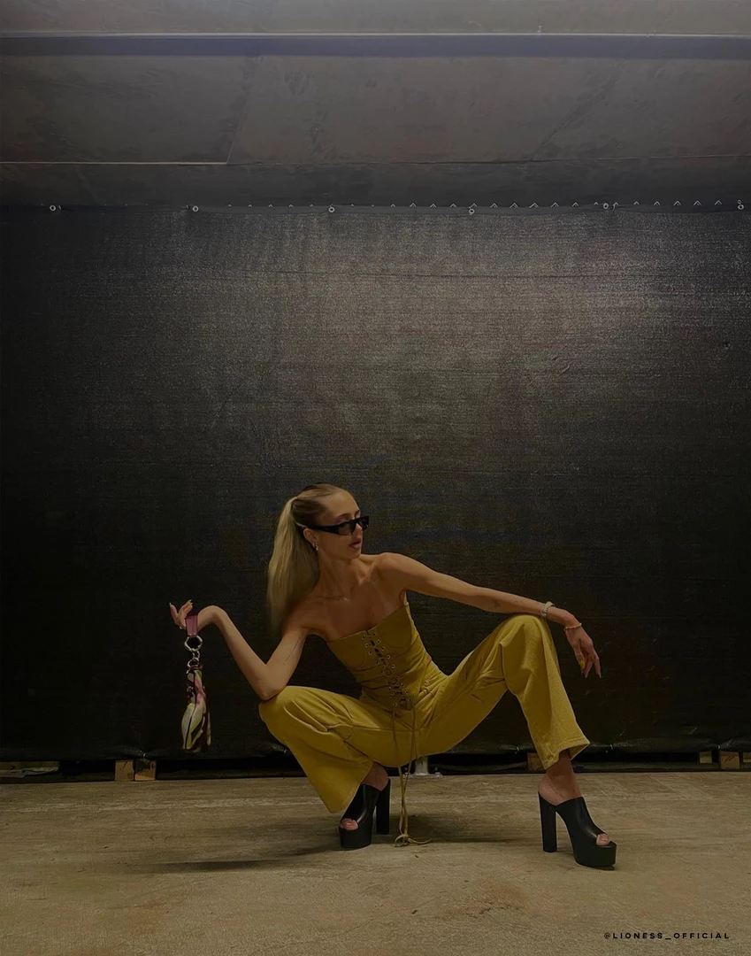 East Gate Corset (Mustard) - By Lioness 1 East Gate Corset (Mustard) - By Lioness