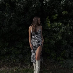 Alive Girl Emersyn Midi Dress (Zebra Print) Dresses