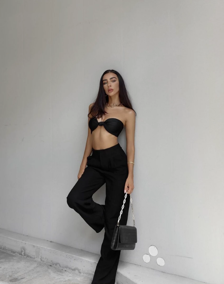 Rumor Tops Alexis Crop Top (Black) 1 Rumor Tops Alexis Crop Top (Black)