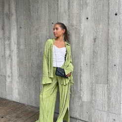 Charcoal Clothing New Arrivals Sweet Serenity Pants (Green) 19 Charcoal Clothing New Arrivals Sweet Serenity Pants (Green)